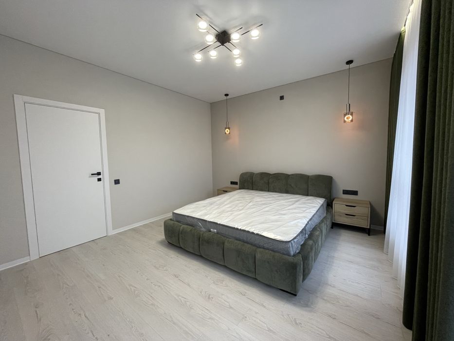 Сучасний ДУПЛЕКС з ремонтом, меблями і технікою в передімісті Києва