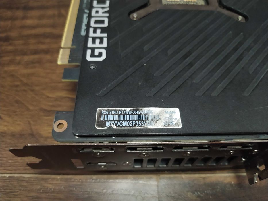 ЗНИЖКА! Відеокарта ASUS ROG Strix RTX 3090 20GB GDDR6X