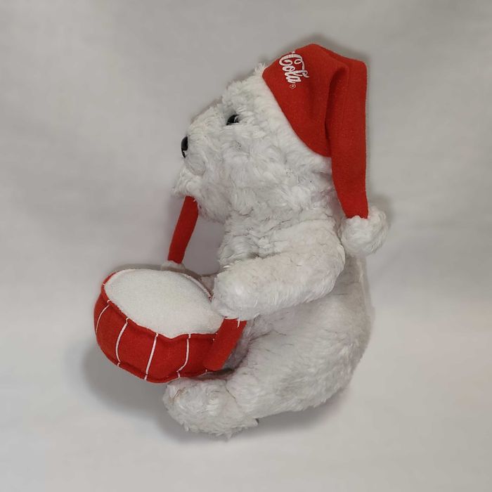 M384 Maskotka Miś polarny Coca-Cola 16 cm