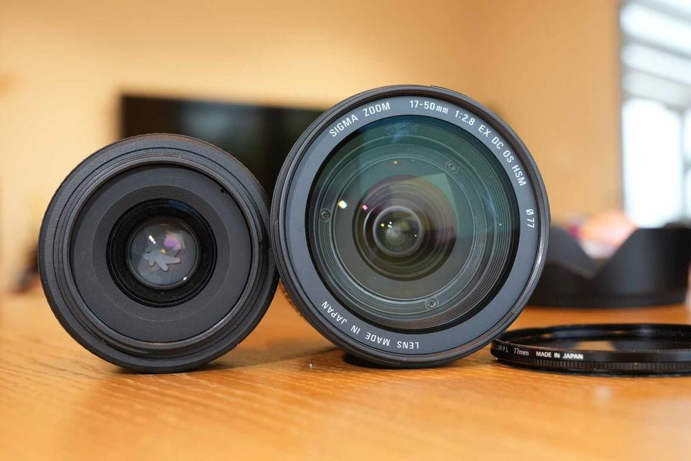 Nikon D5000 + Sigma 17-50 f2.8 + Nikkor AF-S 35mm f1.8