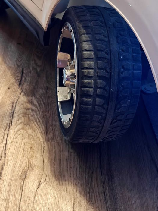 Carro eletrico para crianças BMW X7 Style XXL (24V Todo-terreno)