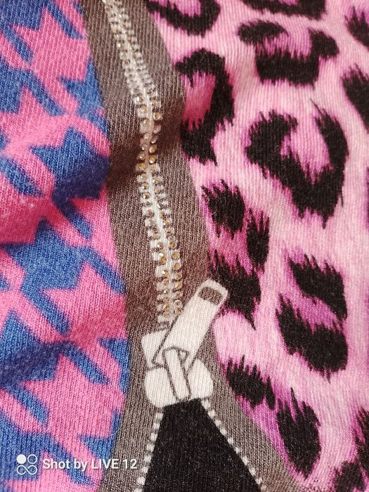 Ciekawy sweter ovanti