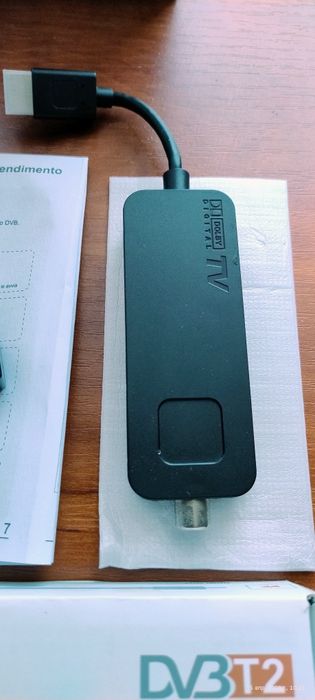 Приставка DVB-T2 Dcolor