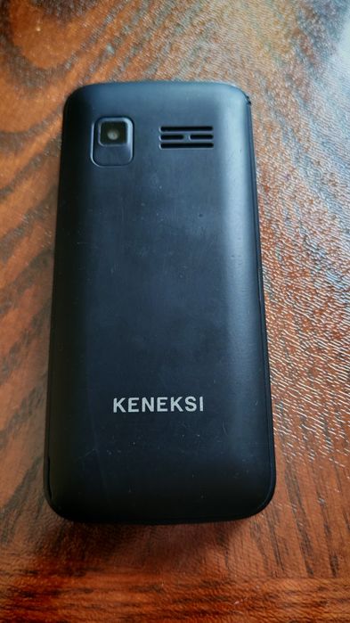 Телефон кнопочный Keneksi T1