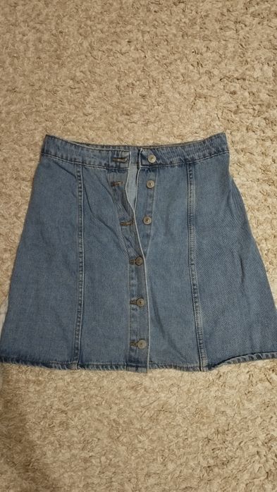 Джинсовая юбка на пуговицях