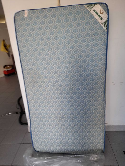 Colchão Individual Magnético Da KENKO PATTO