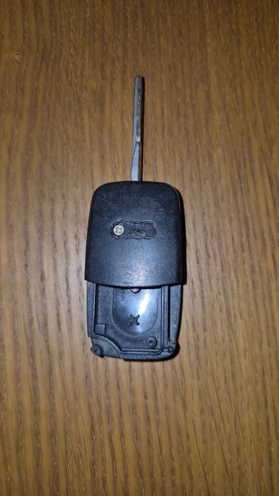 Caixa chave audi