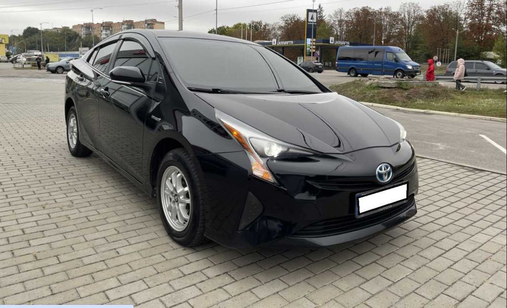 Аренда авто гібрид Prius Camry автомат оренда 4500грн Джета Fusion