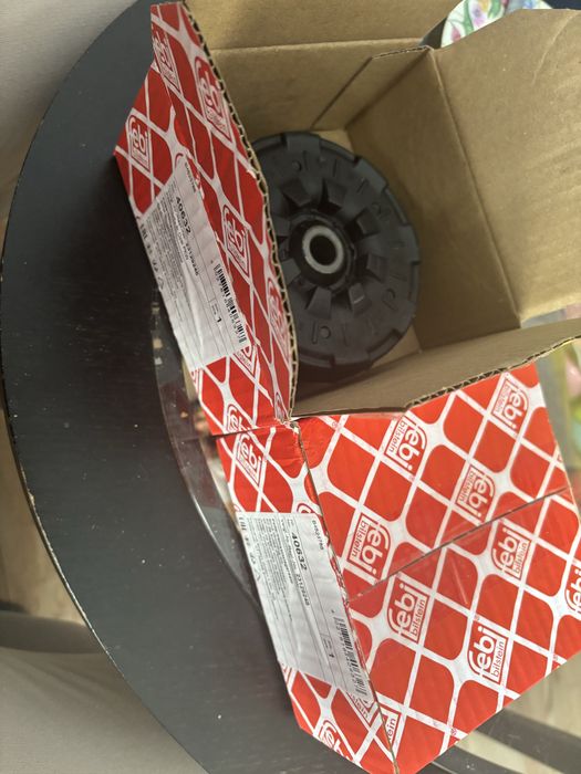 Poduszka amortyzatora przód opel insignia