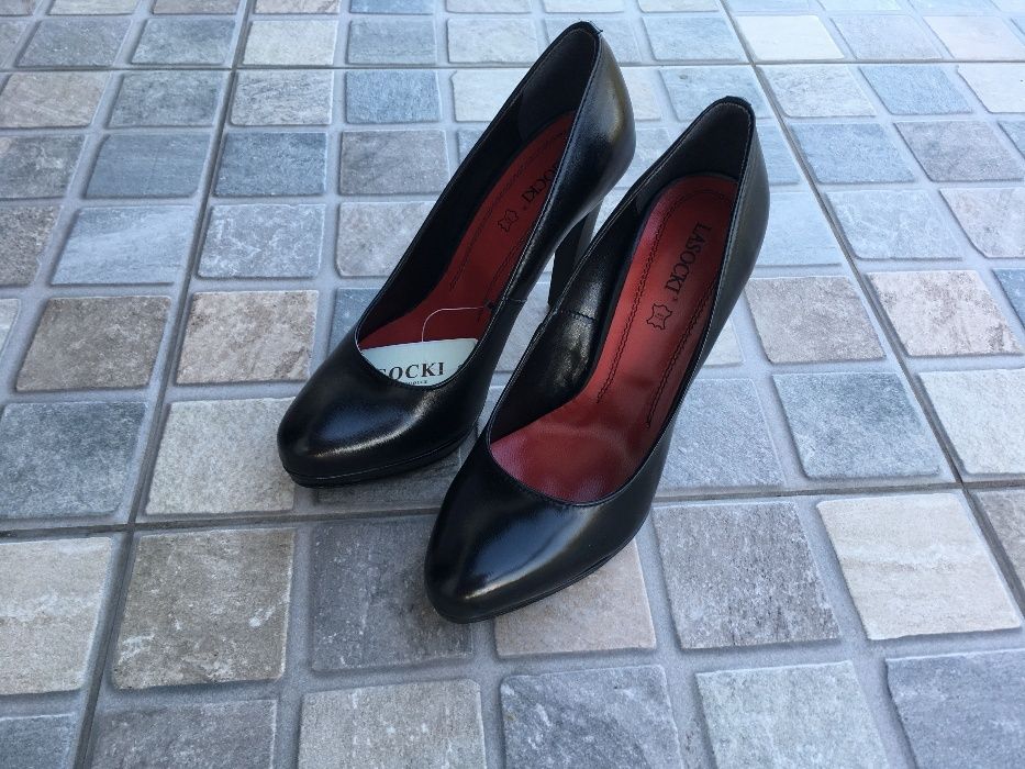 NOWE Czarne buty damskie