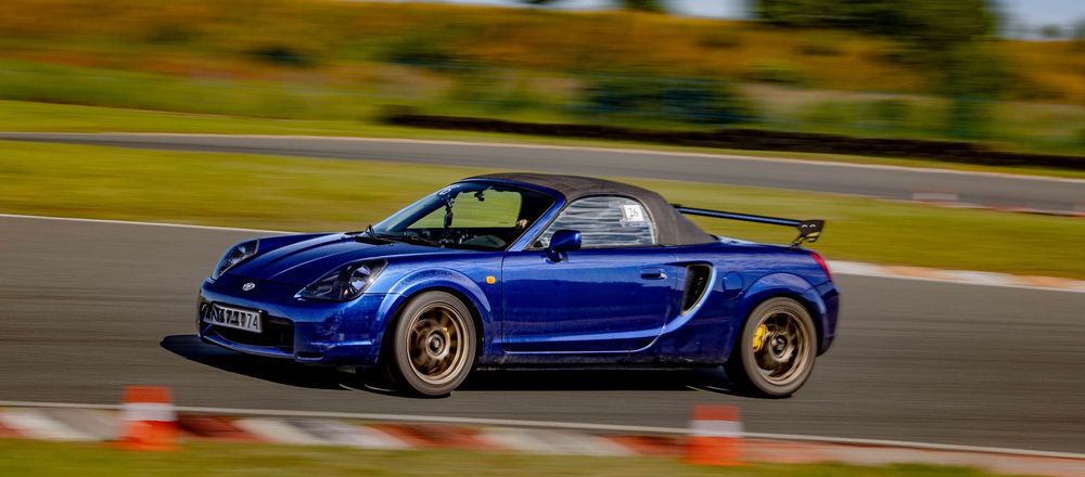 Toyota MR2 MR2 2000r, 2ZZ-GE 192KM,