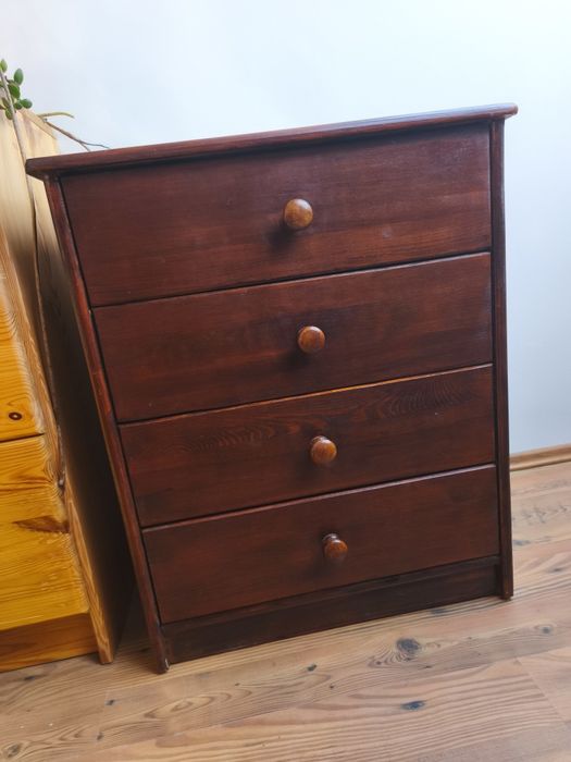 Komoda sosnowa bejcowana