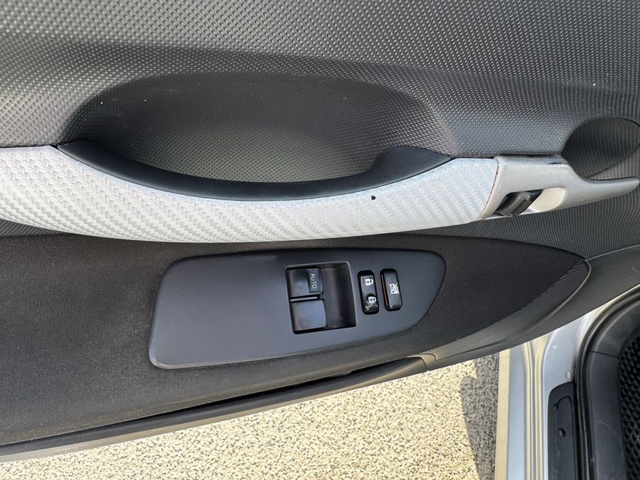 Продам своє авто toyota auris 2008 року