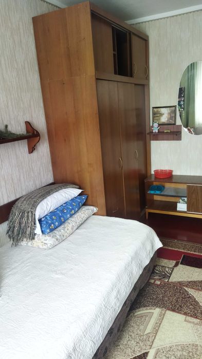 Кімната пр.Ч.Калини(Санта-Барбара).Вільна.