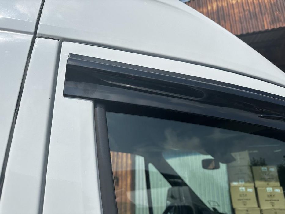 Mercedes Sprinter W907/W910 Вітровики Sunplex Sport