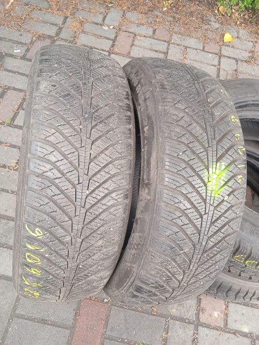 Шины всесезон 225.60.16 Kumho Solus 4season, 21p, Korea, 7mm.