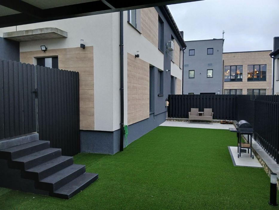 Продається котедж в ЖК Victoria Garden