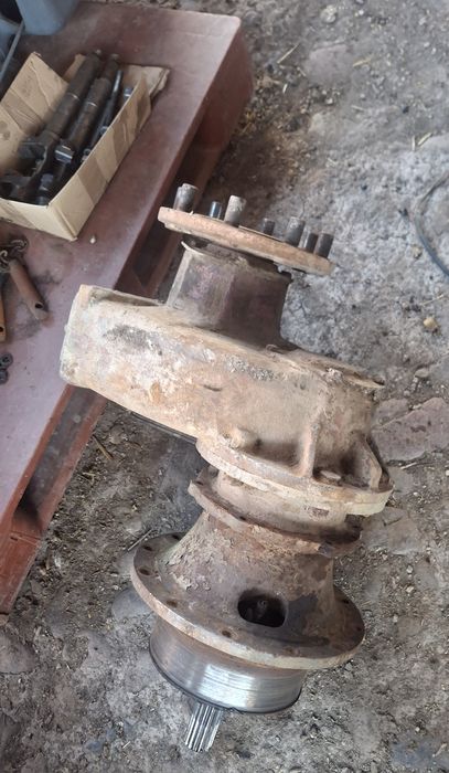 Ursus c4011 caly na części