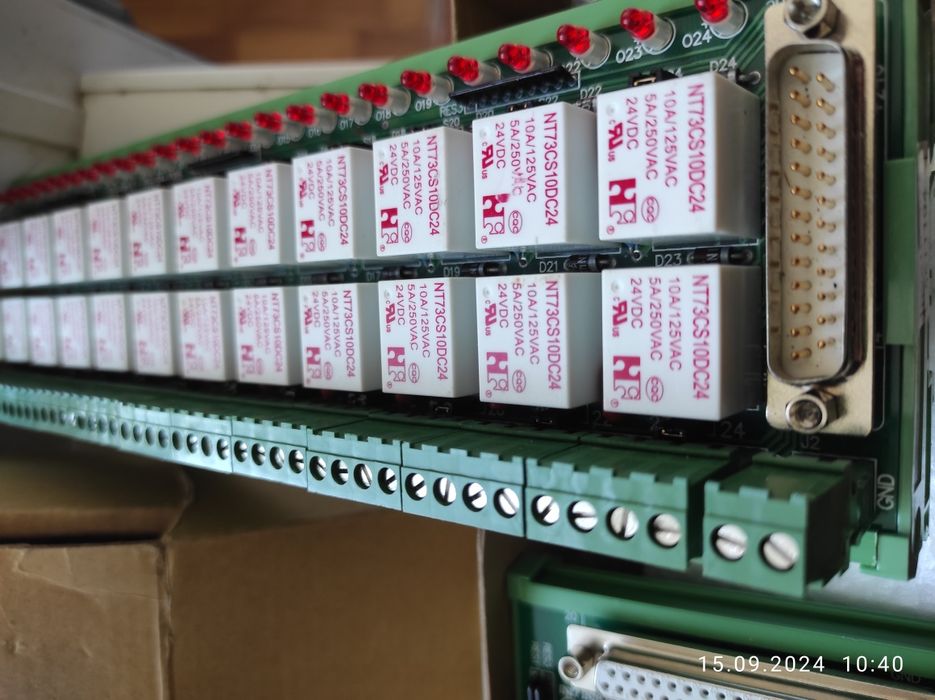 Вхідний та вихідний модулі ЧПУ