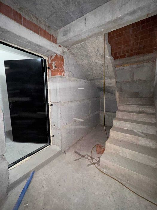 Новенький Таунхаус 120 м² Буча | укриття і підвал 40 м² | ГАЗ | центральні комунікації | парк | ТРЦ | центр | Заходь