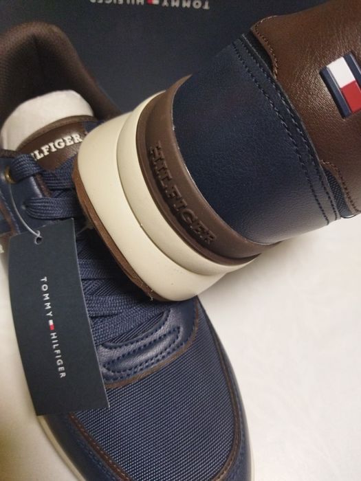 Кросівки чоловічі Tommy Hilfiger  46 ,47  рр