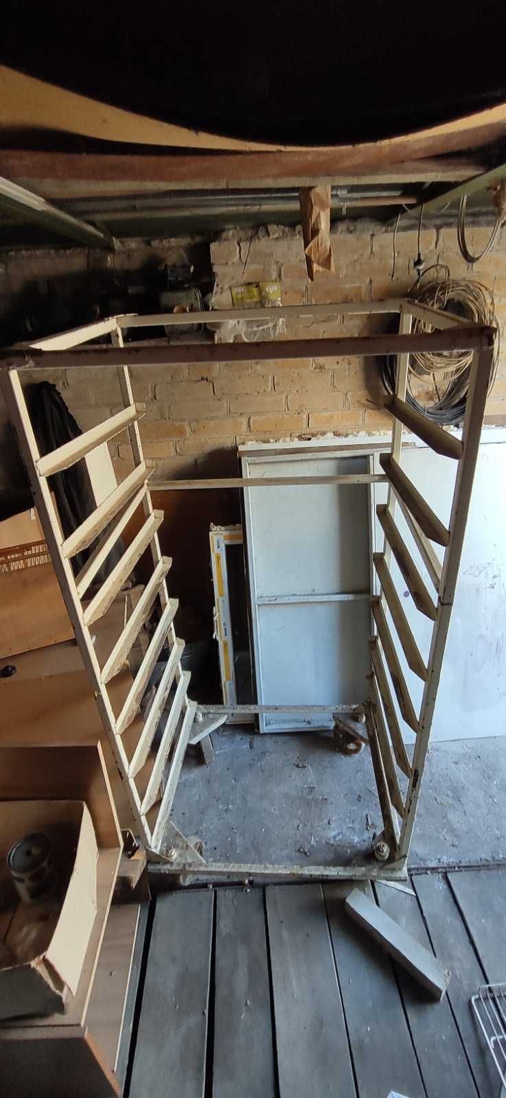Тележка полка для хлеба с лотками: 1 250 грн. - Інше обладнання ...