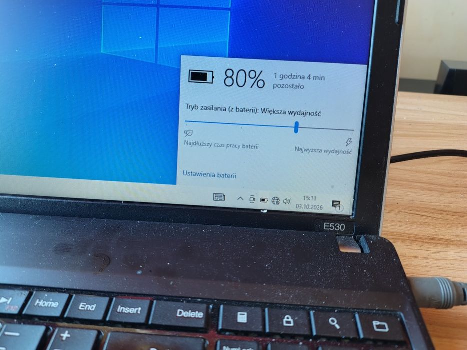 thinkpad E 530 egde   procesor i5 ram 16 giga. Bardzo szybko pracuje  Linux pl