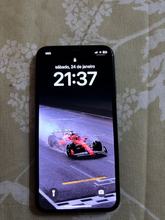 Vendo iPhone 12 + iPhone XS