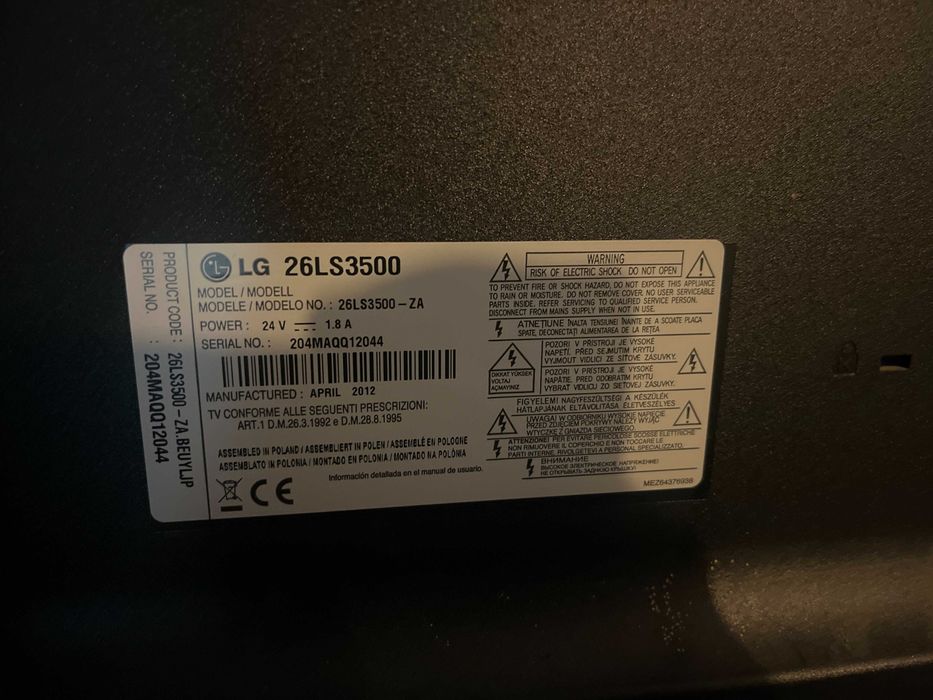 TV LG 26LS3500 para peças ou reparação (Ecrã a piscar)