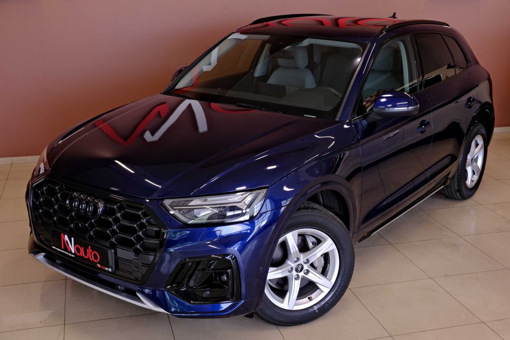 Audi Q5 2020 синя