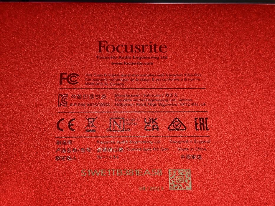 Звуковая карта Focusrite Scarlett Solo 4th Generation