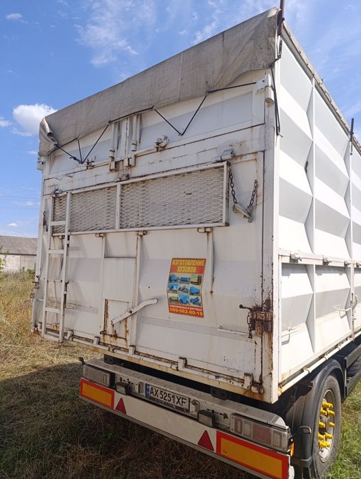 Прицеп Контейнеровоз Krone + Кузов зерновоз на авто