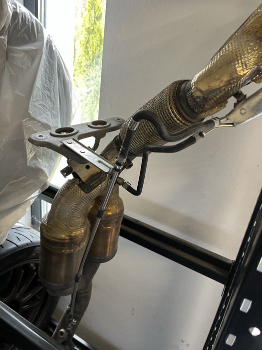 Oryginalny downpipe VW Golf 8R 2.0 TSI, przebieg 12 tys. km, OEM