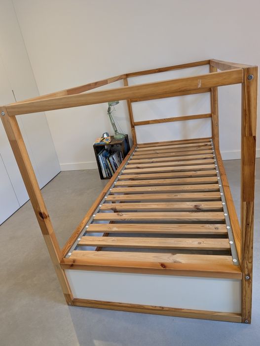 Cama beliche IKEA KURA