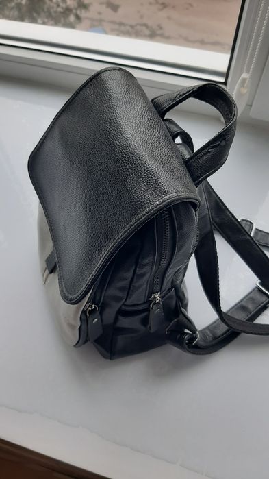 Рюкзачок, рюкзак з екошкіри.