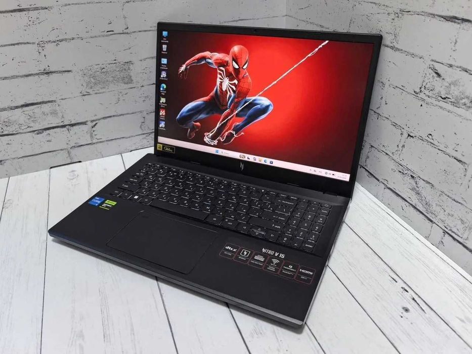 СУПЕР ДЕШЕВО ГЕЙМЕРСКИЙ НОУТ! RTX 4050 ! Киберпанк, Сталкер 2 !