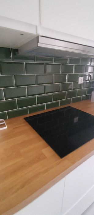 Azulejo biselado verde 10×20 cm