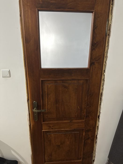 Drzwi wewnętrzne drewniane