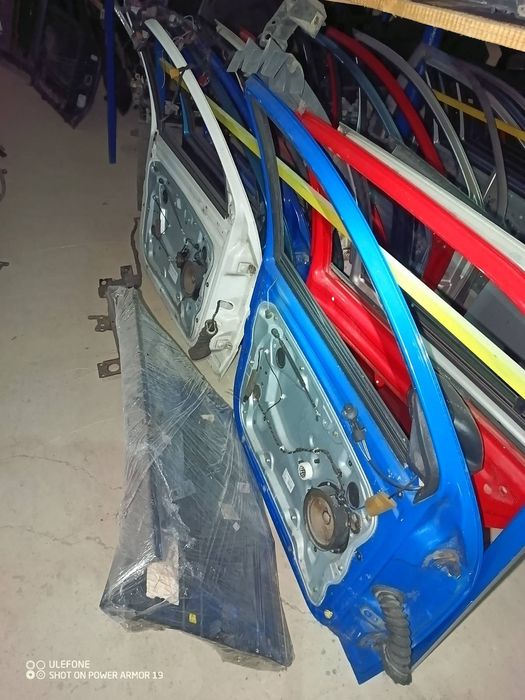 Двері Шкода Фабія 1. Двері Фабія 2.