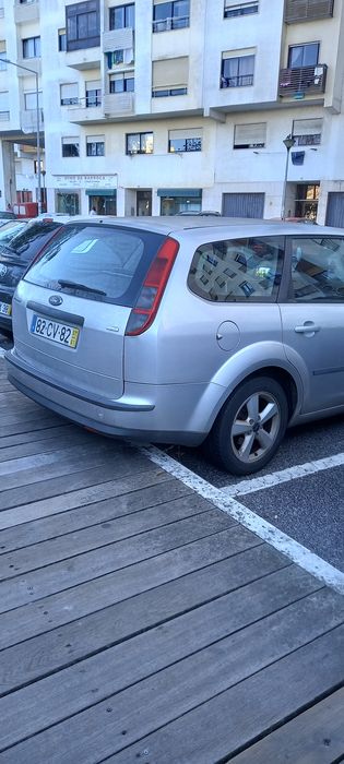 Ford Focus SW 1.6 TDCI — photo 2