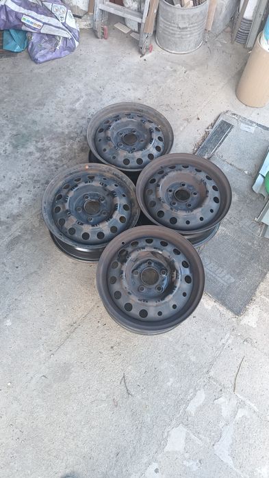 Sprzedam felgi kia ceed 5x114,3 Fi67,1 15"