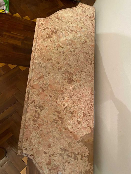 Mesa de Apoio com Espelho Detalhados