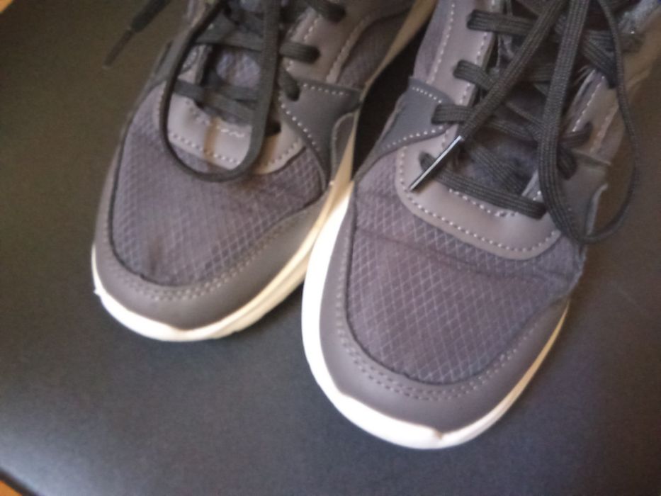 Buty dla chłopca 35