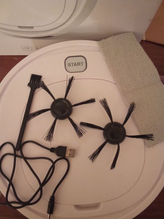 Робот пылесос ES 28