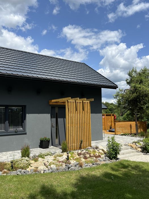 Antracytowe domki z jacuzzi nad Zalewem Chańcza