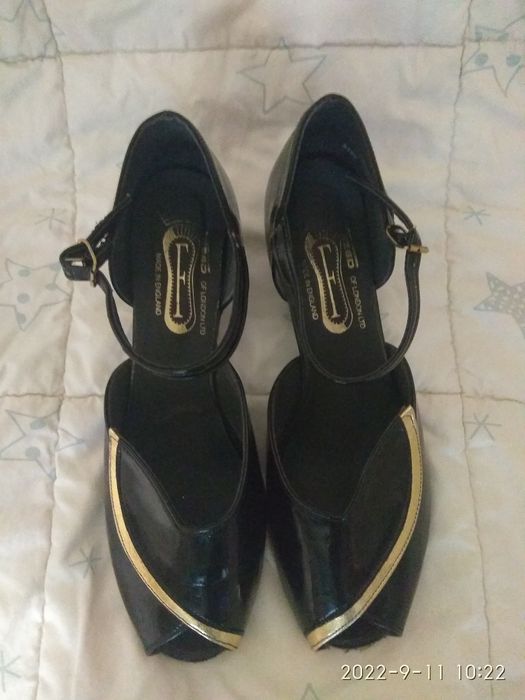 Обувь для танцев на девочку,р.37.