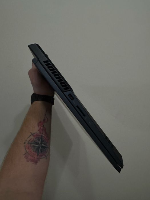 Топивий ігровий ноутбук Lenovo Legion 5 17 у відміному стані!