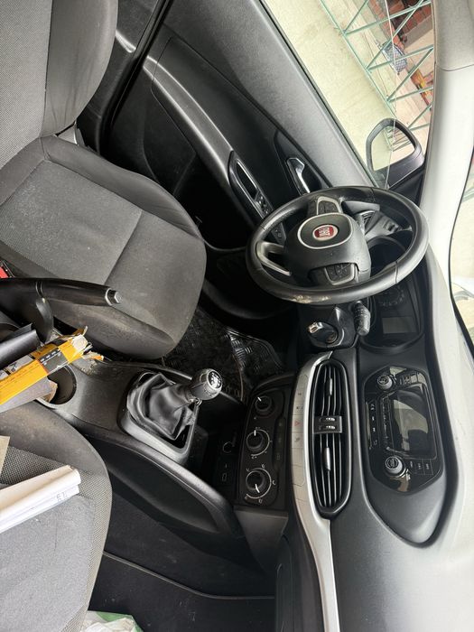 Fiat tipo  gasolina somente para retirar peças!