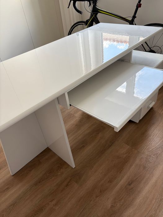 Secretária + bloco 3 gavetas