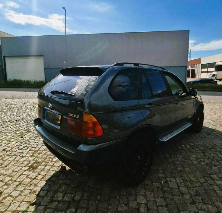 BMW X5 3.0 D cx automática
